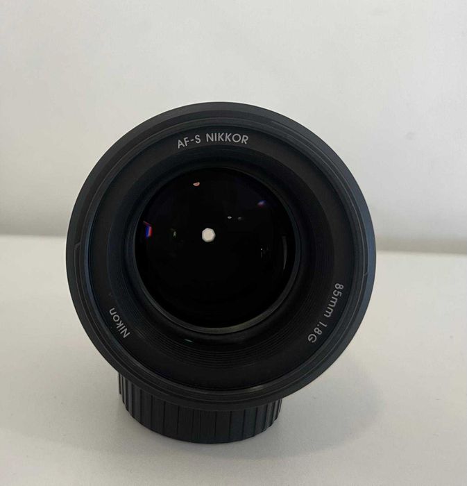 Objetiva Nikon 85mm 1.8 G