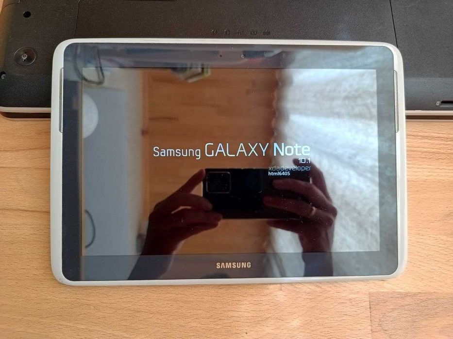 Планшет 10.1" Samsung Galaxy Note 10.1 GT-N8000 16GB 3G + Стилус S Pen