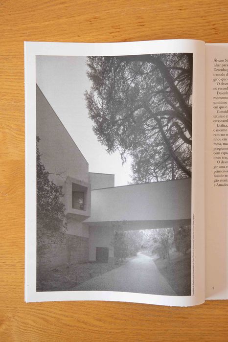 Jornal da Exposição 90 anos Álvaro Siza