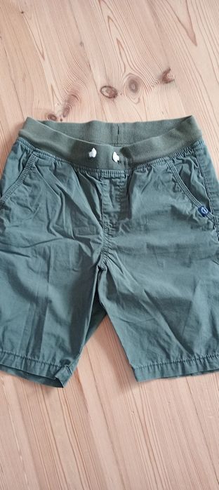 Spodenki H&M zielone na 8-9 lat