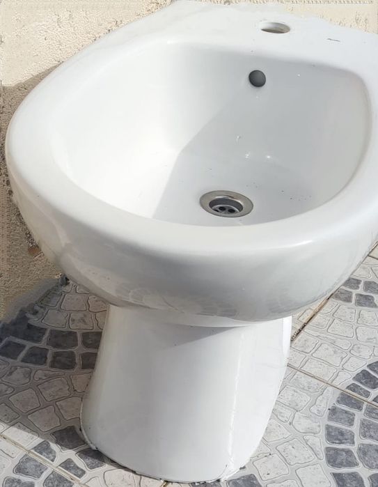 Bidé novo. Não usado