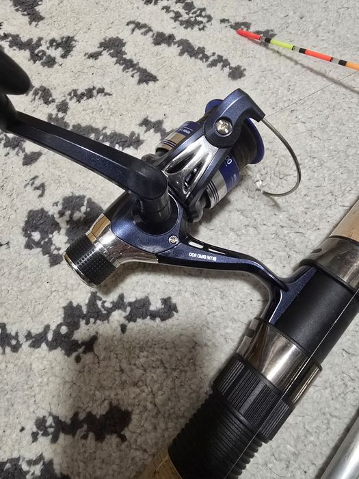 Sprzedam zestaw wędkarski- kij JAXON- kowrotek tez JAXON