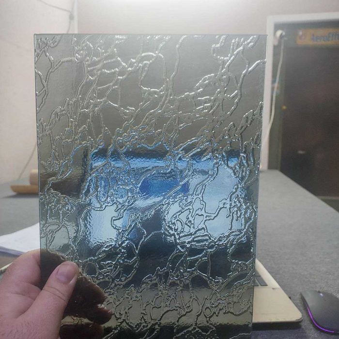 Стекло Дельта для межкомнатных дверей (цвет графит или серый)