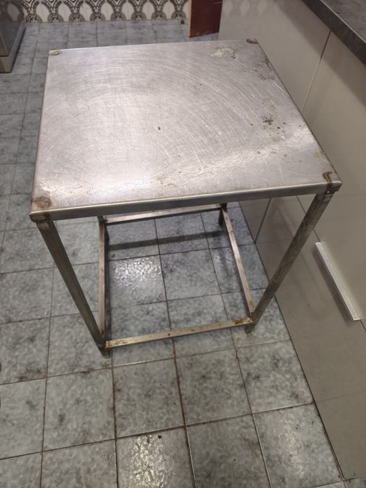 Bancada inox quadrada