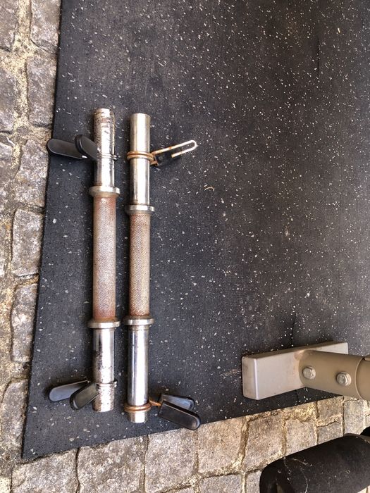 Barra longa e 2 Barras de halteres