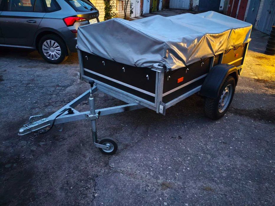 Продам майже новий причеп