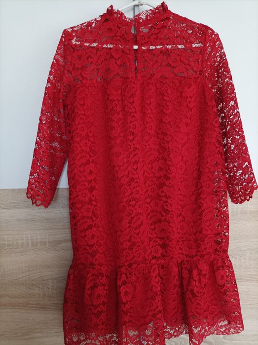 Sukienka koronkowa Sinsay S