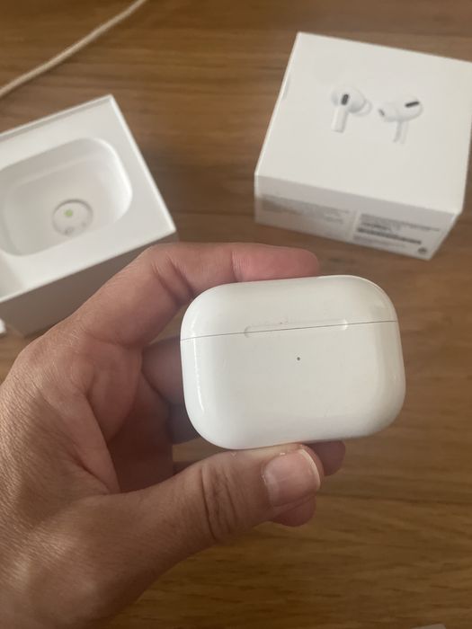 AirPods Pro- Aplle