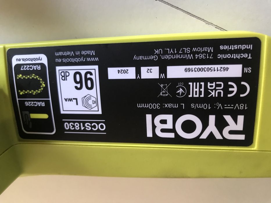 Акумуляторна пила,безщіткова Ryobi ONE+ 30 см 18 В OCS1830 з Англії