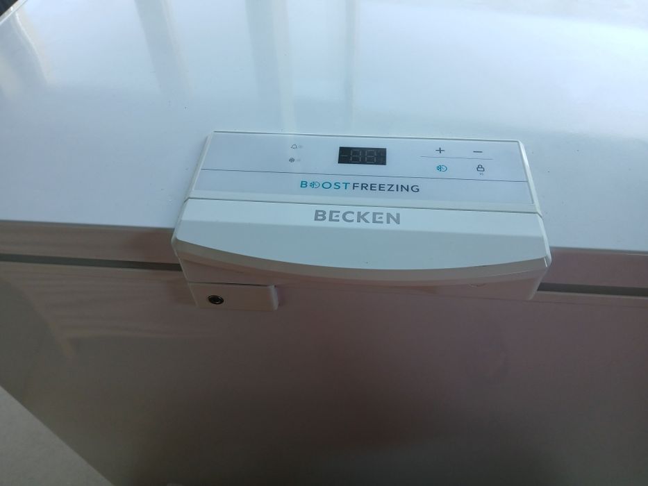 Arca congeladora becken 3897WH A++
