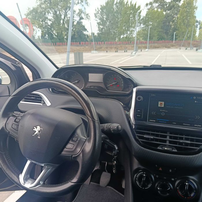 Peugeot 208 1.2 PureTech Style