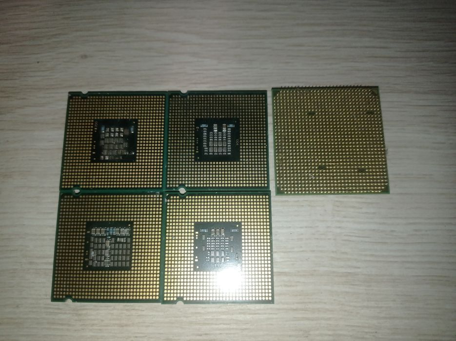 Procesory AMD  intel