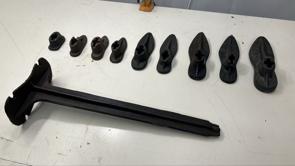 Szewskie kopyta. Zabytkowy zestaw