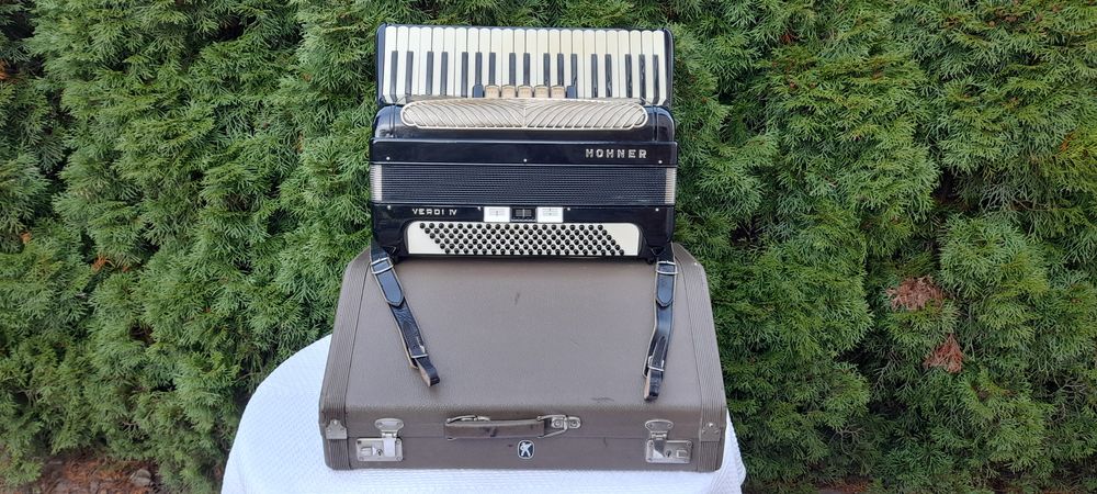 Akordeon Musette Hohner Verdi IV 4 chóry 120 basów Tarnów • OLX.pl