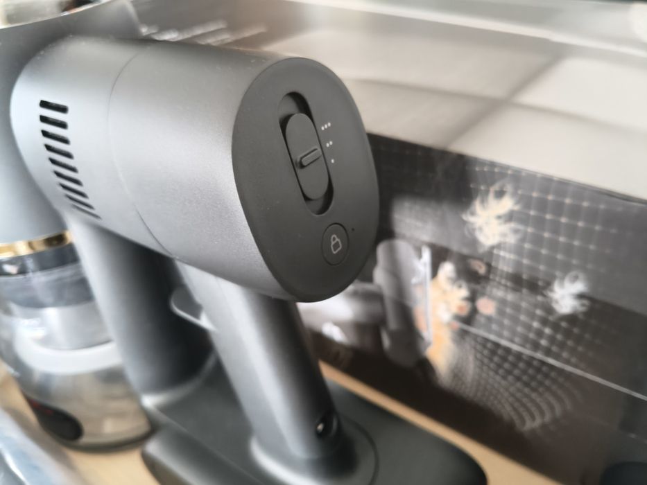 Aspirador Dreame R10 Pro