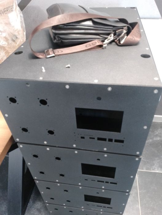 Корпус для Lifepo4 EVE. На 16 или 8 ячеек 280ah, 304ah, 314ah, 105ah