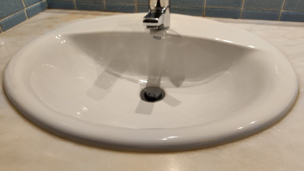 Lavatórios Roca, como novos