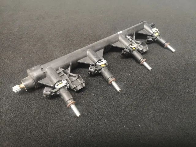 Regua com Injectores originais  Peugeot Citroen 1.6i gasolina 2012- EPC