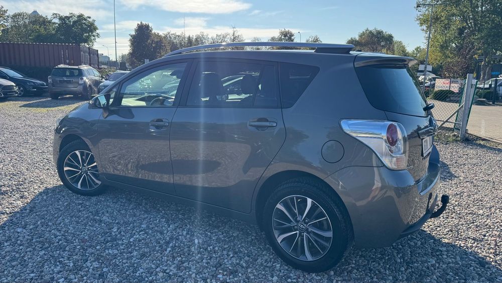 Toyota Verso Pełny serwis Nowe Opony Stan idealny!!!