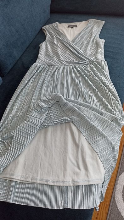 Sukienka szaro -srebrna rozmiar 14