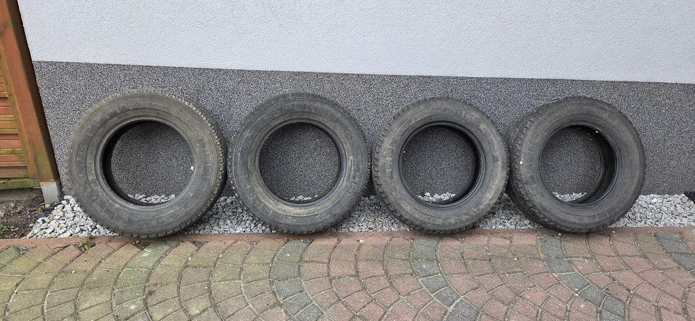 Opony Michelin 205/70 R15