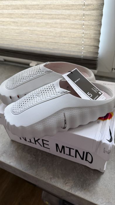 Тапки Nike mind
