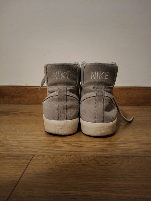 Sapatilhas Nike Mid Blazer 77 Cinzentas - Usadas!