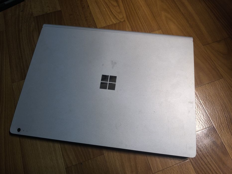 Microsoft Surface book NVME 512GB, Core i7, 16Gb