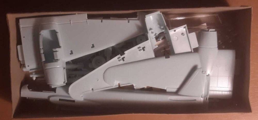 Junkers JU 88 - maquette avião Airfix Escala 1/72 para montar