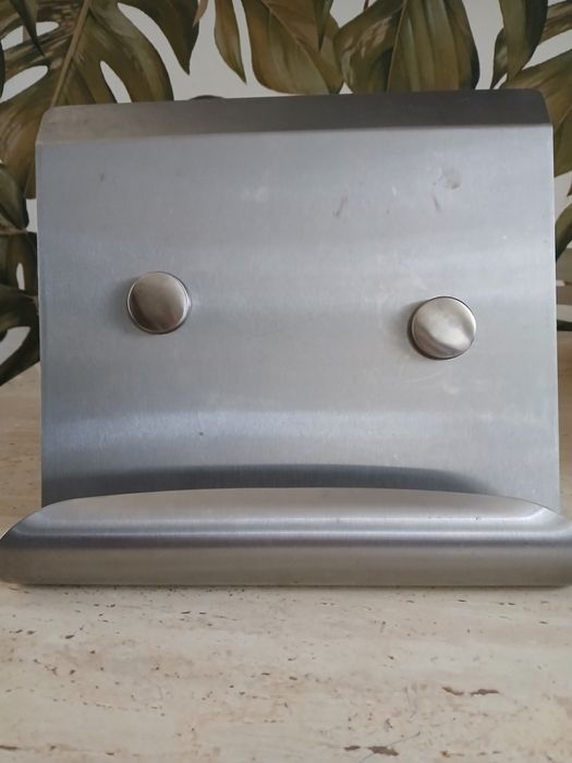 Stojak pod książkę że stali nierdzewnej