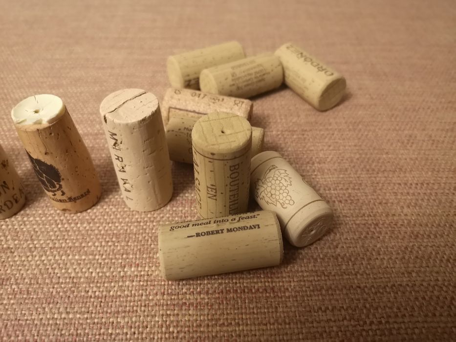 Пробки винные(корк/силикон/тумба игр) Велика кількість