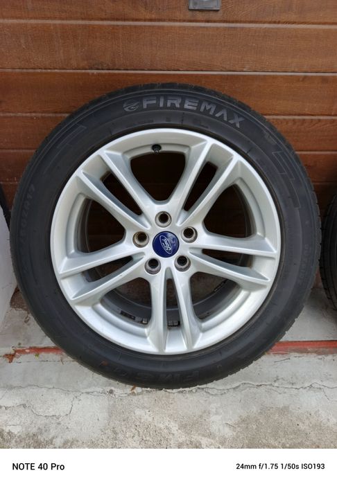 Koła 17" Ford z TPMS, lato. Jak nowe.