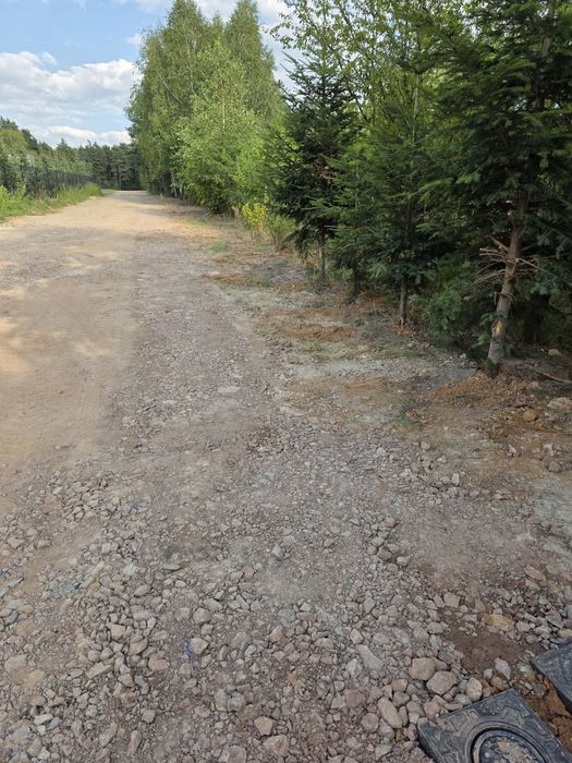 Działka inwestycyjna blisko Kielc