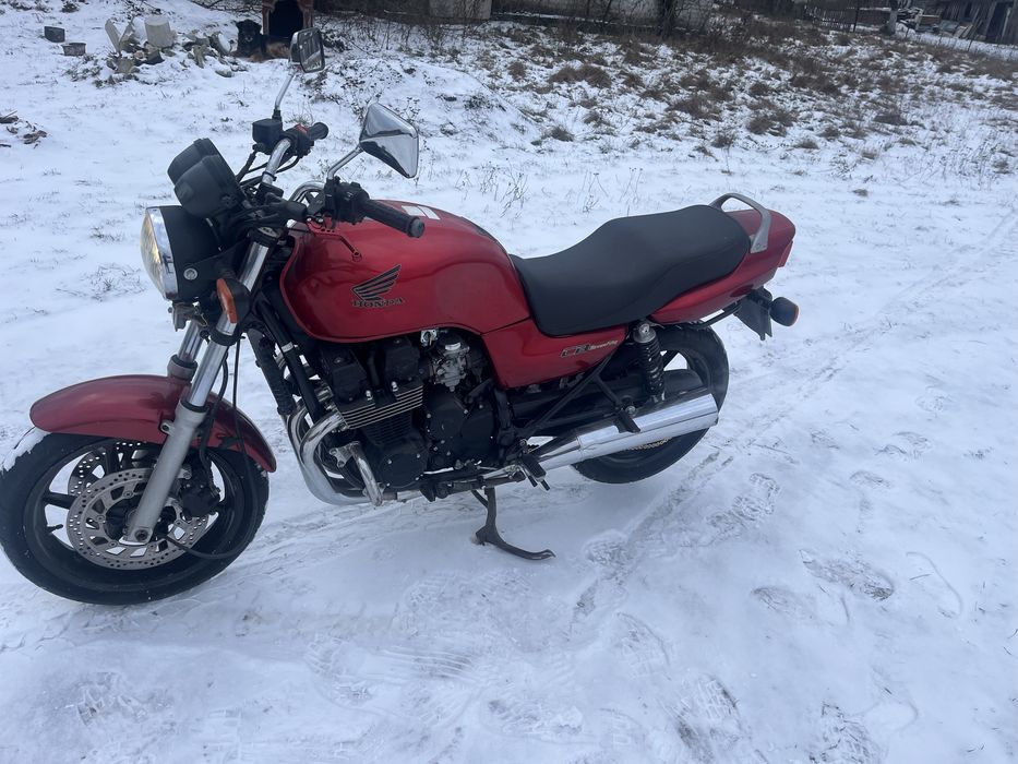 Honda cb 750 seven fifty