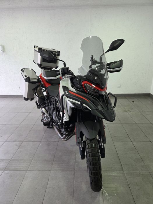 Benelli TRK 702X