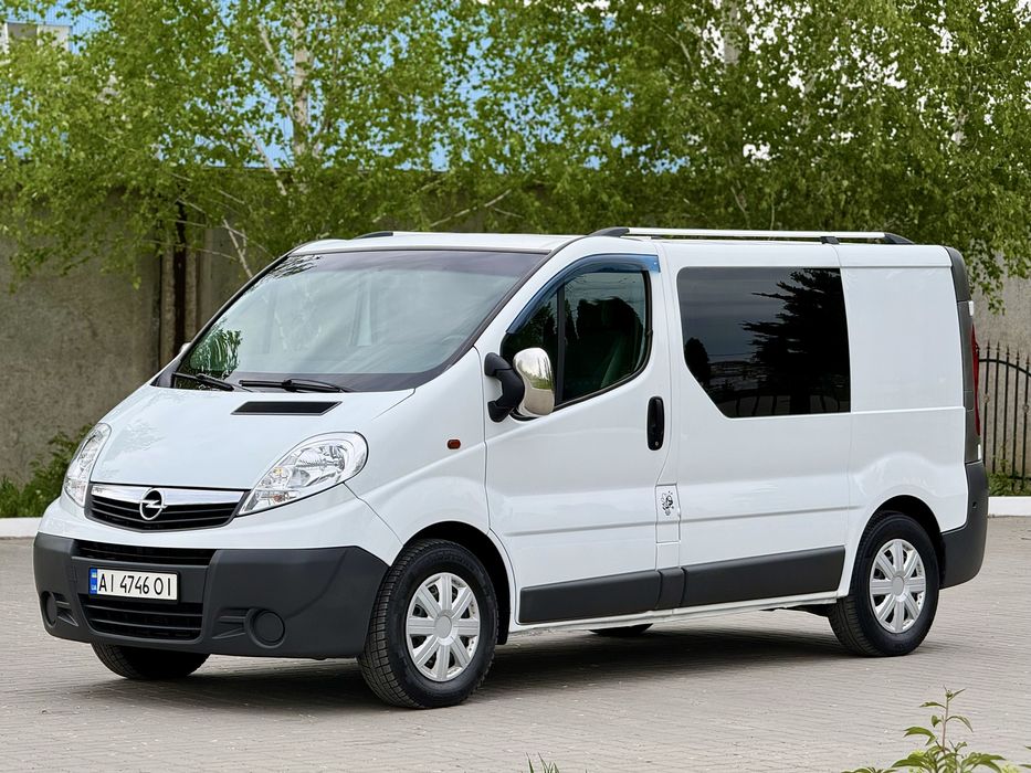 Opel Vivaro Пасажир!!! Ідеальний Стан 2.0 Двигун Авто Не ФАРБОВАНЕ!!! 1 Власник Рідний Пробіг 261 Тис.км