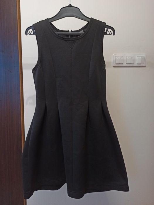 Mała czarna sukienka na święta, sylwestra (r. L)