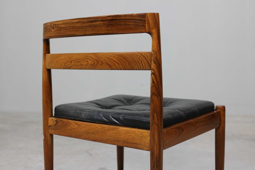 Conjunto de 6 cadeiras Kai Kristiansen modelo 301 em pau santo