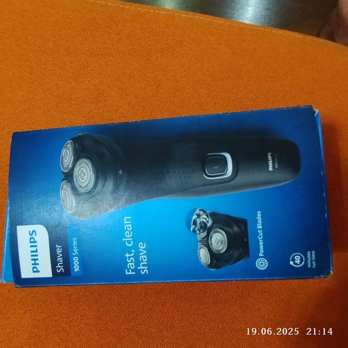 Электробритва Philips 1000 Series