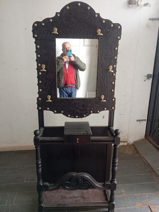 Vendo este bagaleiro muito bom estado