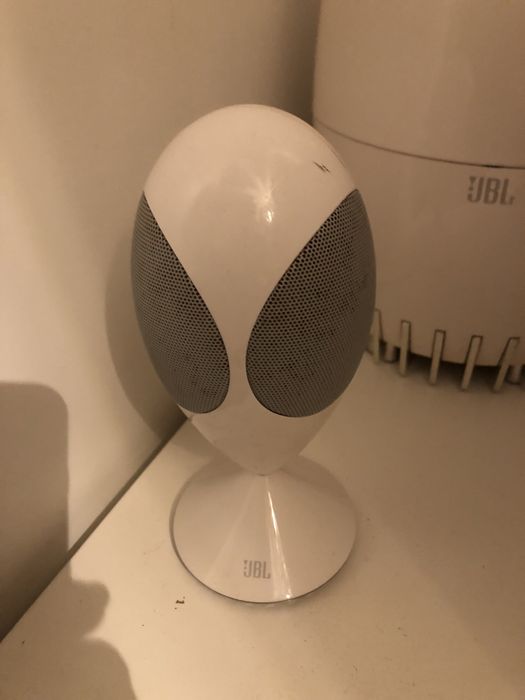 JBL white speakers Alien aproach