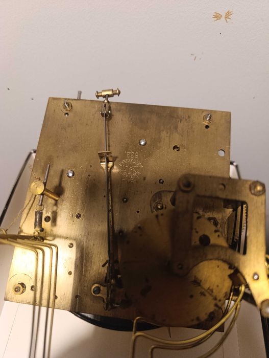 Mechanizm do zegara Junhans Kwadrans i mechanizm do zegara kinzlo