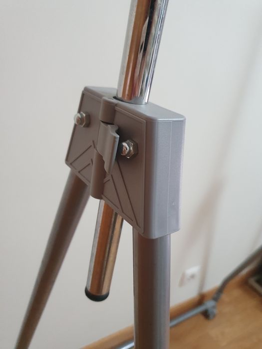 Cabide movel de metal