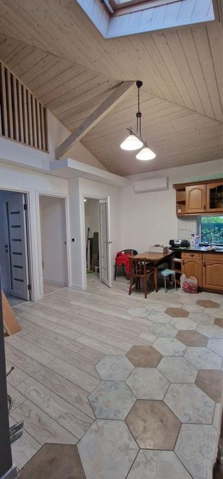 Продаж американки