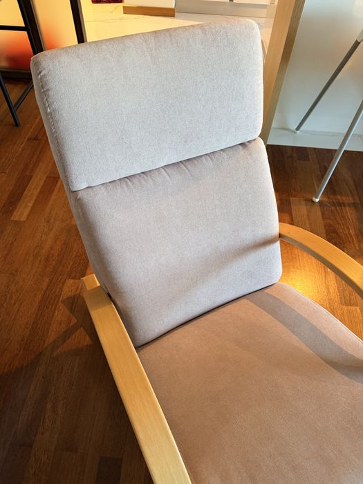 Cadeira de baloiço rosa velho