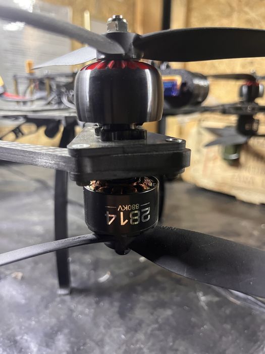 Іграшка fpv 10-13 дюймів  4х2
