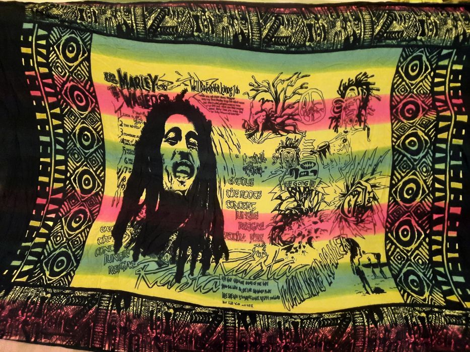 Marley duuuża chusta