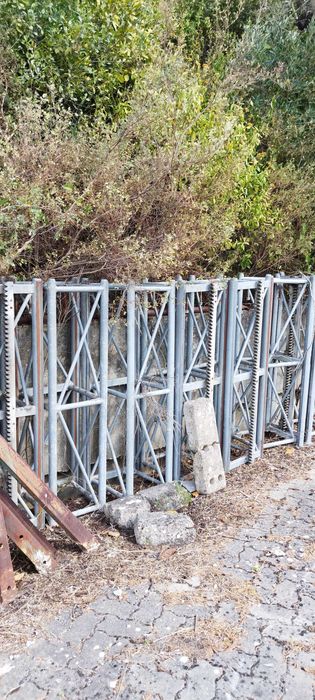 Elevador Ahler monta cargas