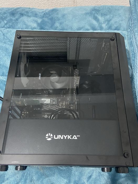 Gaming PC with minimal usage471979200685035520
