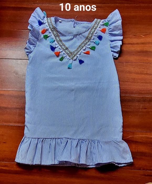Girl's T-shirt, Age 10